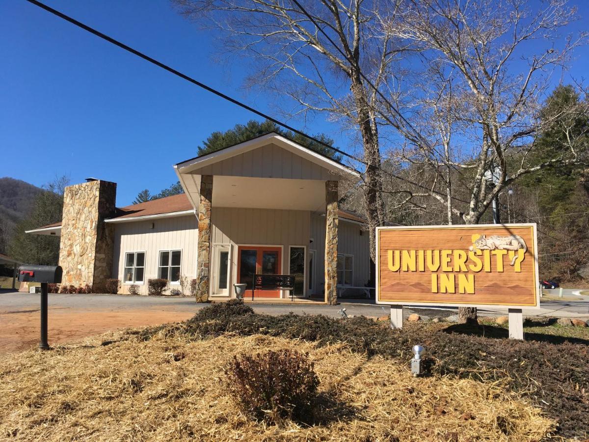 University Inn Cullowhee Exterior foto